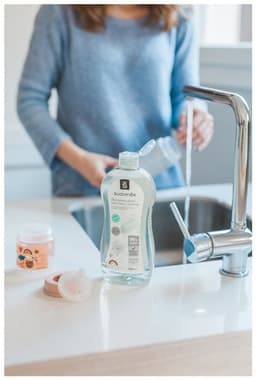 Suavinex Reinigingsgel voor Babyflessen en Spenen - 750 ml Afwasmiddel voor Bekers, Bordjes en Borstkolfonderdelen - Verwijdert Melk-, Pap- en Vruchtenresten - Zonder Parfum en Dermatologisch Getest - Dagelijks Gebruik — thumbnail 5