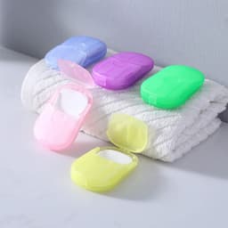Dailygoods- Papierzeep 5 Stuks - Draagbare Mini-zeepblaadjes - Kunststof Doos - Zeeppapier - Ideaal voor Camping - Lichtgewicht en Handzaam - Zeepbladen — thumbnail 3