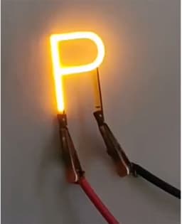 -P- COB LED 3V Filament Letter Geel 3 x 3 cm FPC 2200K 1W Warm-wit — thumbnail 1