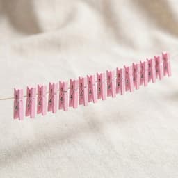 Mini Knijpers Roze - 24 Mini Knijpertjes Roze - Knijpertjes voor Kaarten of Foto's — thumbnail 3