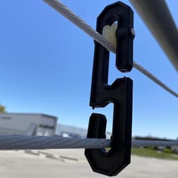2-Pack waslijnspanners van kunststof voor waslijnklemmen. Voorkomt klitten en draaien van de waslijn. S-vormige waslijnspanner voor lange en zware waslijnen - Zwart. — thumbnail 3