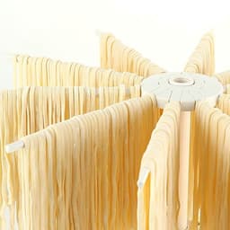 Dailygoods- Pastadroger - Opvouwbaar Droogrek - 10 Uittrekbare Sporten - Maximaal 2 kg Pasta - Geïntegreerde Transportstaaf - Eenvoudig Verse Pasta Maken — thumbnail 4