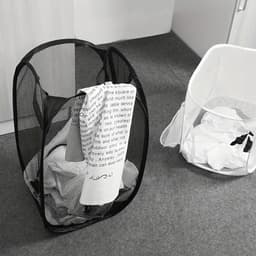 Opvouwbare wasmand zwart - pop up wasmand - wasmand voor op reis - wasmand met hengsels - was sorteren met extra opbergvak - waszak opvouwbaar voor onderweg - vakantie wasmand met handvatten — thumbnail 2