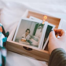100 Stuks Houten Wasknijpers met Bosdieren Design voor Foto's, Knutselen en Decoratie, Mini Fotoclips van Natuurlijk Hout, 3,50 x 2,00 x 0,50 cm — thumbnail 2