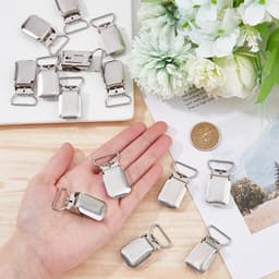 Allecto - IJzeren Tapijtclips - Zware Wandclips voor Tapijt - Platina - Hangende Clips voor Handdoek en Sjaal - 15 Stuks - Geschikt voor Diverse To... — thumbnail 5
