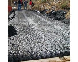 Grondrooster Stabilisator - Oprit Versterker - Hellingsstabilisatie - Duurzaam HDPE Materiaal - 30x30 cm - Zwart