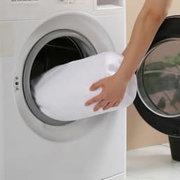 Set van 2 Mesh Waszakken met Rits voor Kleding, Ondergoed en Bh's - Ideaal voor Wassen en Beschermen van Delicate Stoffen — thumbnail 4