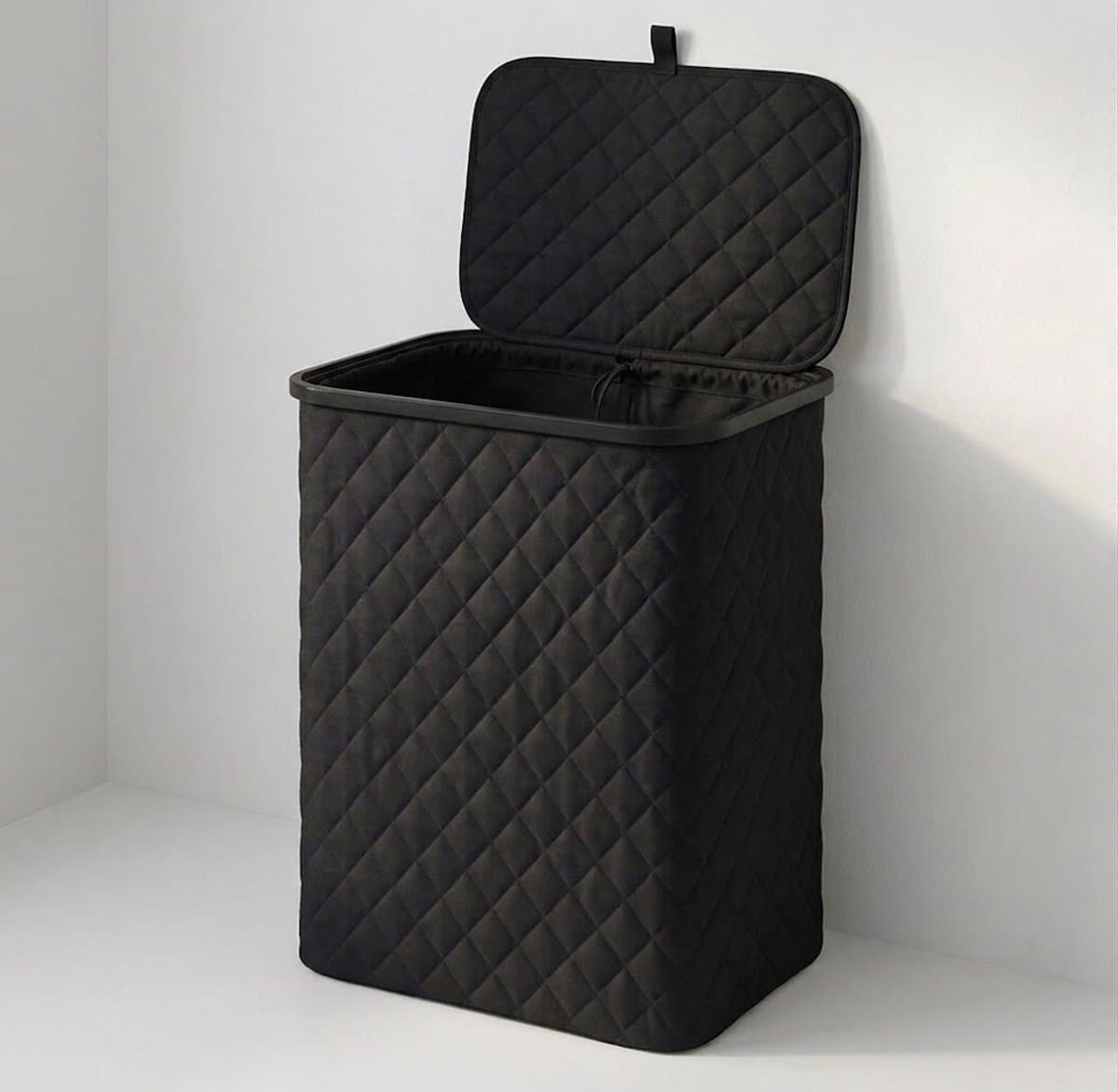 MAZAZU Wasmand met Deksel - Diamond Stitch - 100 Liter - Uitneembare Binnenzak - Bamboe Frame - Zwart - Opvouwbare Wasbox - 44x33x69 cm — afbeelding 1