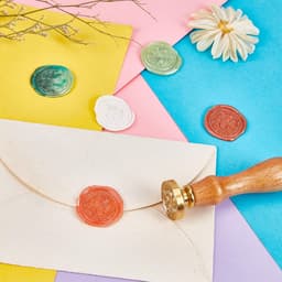 Pakket van 300 wasbolletjes voor het maken van waxzegels met 4 theelichten en 2 smeltlepels (groen) — thumbnail 3