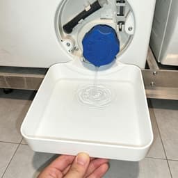 2-stuks Afvoerbak voor de wasmachine - Lekbak voor de wasmachine - Overloopbeveiliging voor de vloer - Kunststof - 18x17,8x4,5 cm - Voor gebruik in wasruimtes en kelders om overlopen van waswater te voorkomen - Wit — thumbnail 3
