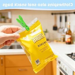 Vierkleurige wasknijpers met ritssluiting en opbergmand, multifunctioneel voor huishouden en reizen, ideaal voor handdoeken en kleding. — thumbnail 4