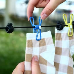 Elastische Waslijn - Droogkoord - Reizen en Kamperen - Met 12 Klemmen - Tot 3 Meter - Kleurrijk — thumbnail 3