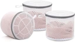Drie waszakken van mesh voor de wasmachine kunnen worden gebruikt om bh's, ondergoed, sokken en delicate kledingstukken te wassen. — thumbnail 1