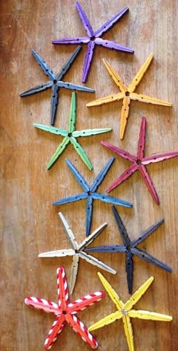 120 Stuks 3,5 cm Kleurrijke Houten Wasknijpers Mini Ambachten Foto Peg Klemmen Met 29,8 Meter Touw — thumbnail 3