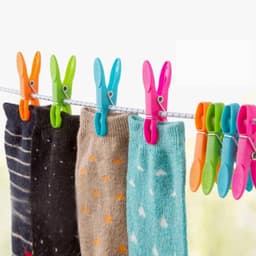 48 Stuks Kledingknijpers met Tas - Winddichte Plastic Kledingknijpers voor Waslijnen en Hangers, Duurzaam en Handig — thumbnail 3