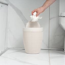 Set 'Hessian' - Wasmand 60 liter - Toiletborstel doseersysteem - Prullenbak swingdeksel - Crème — thumbnail 4
