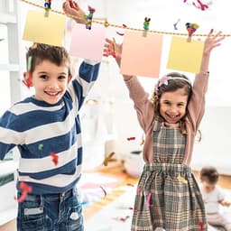 12 houten wasknijpers met kleurrijke foto's voor schoolkinderen — thumbnail 5