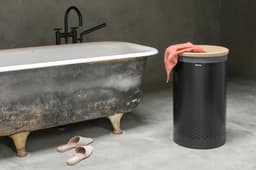 Brabantia Wasmand - met Deksel - 60 l - Matt Black / Kurken deksel — thumbnail 3