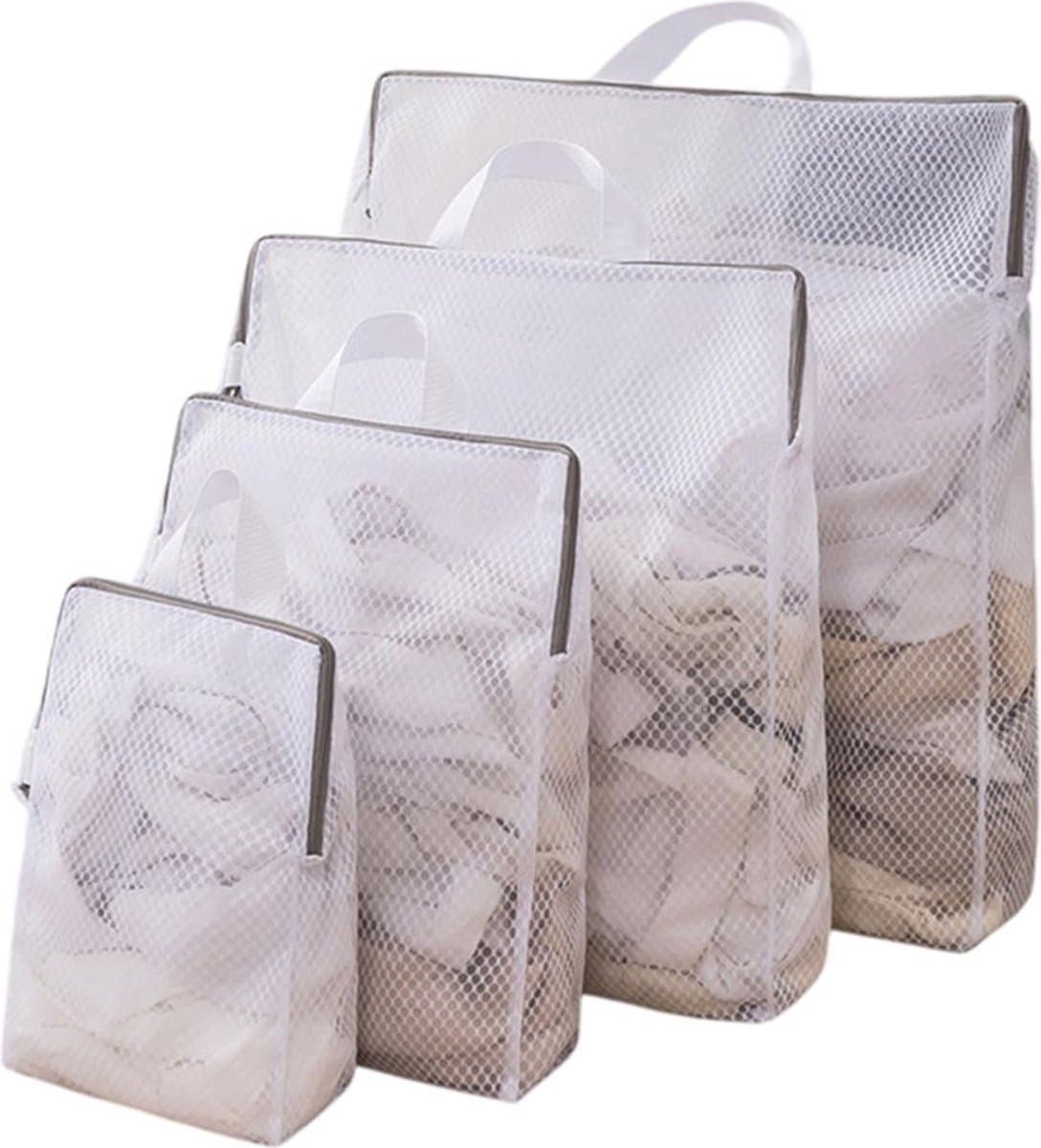 Een set van 4 wasnetten voor de wasmachine, geschikt voor het wassen van ondergoed, bh's, sokken en babykleding. — afbeelding 1