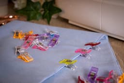 Grote set stoffen clips neonkleuren 60 stuks voor naaien en quilten — thumbnail 5