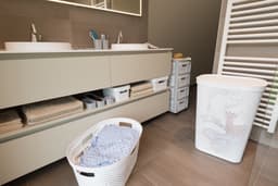 Curver Infinity Recycled Wasmand met deksel - 60L - 2 stuks - Wit — thumbnail 5