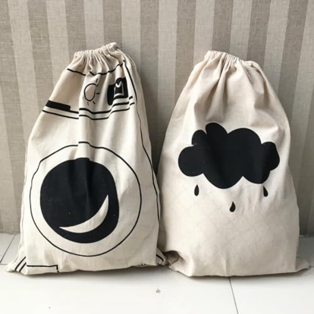 Merkloos 2 stuks canvas waszak met trekkoord, 60 x 48 cm, grote capaciteit, machinewasbaar, waszakken voor kleding, opvouwbaar, herbruikbaar (wolken) — afbeelding 1