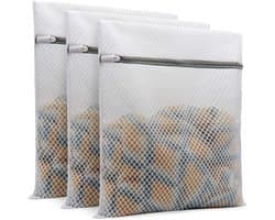 Deze set van 3 waszakken van mesh is geschikt voor delicate kledingstukken. Het duurzame honingraatontwerp met elastische ritssluiting maakt ze geschikt voor zowel de wasmachine als de droger, waardoor ze ideaal zijn
