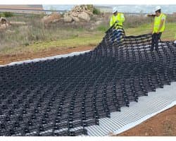 Grondstabilisator Rooster - Grind Stabiliseren - Oprit Aanleggen - Hoge Treksterkte - 2 x 7 Meter - Zwart
