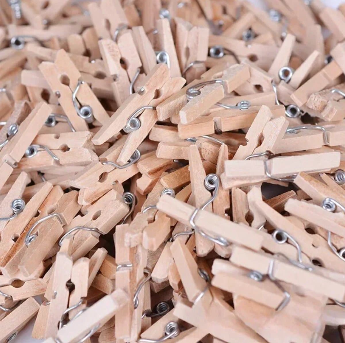 New Age Devi - 150x stuks Houten mini foto knijpertjes/wenskaart knijpertjes - 2,5cm — afbeelding 1