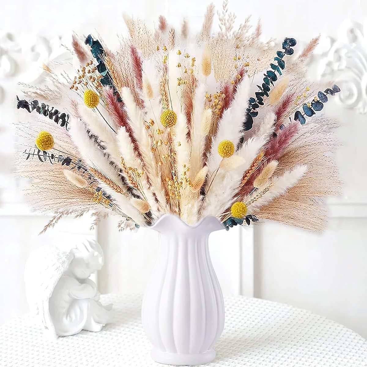 Gedroogde bloemen, woonkamerdecoratie, gedroogd pampasgras, decoratie — afbeelding 1