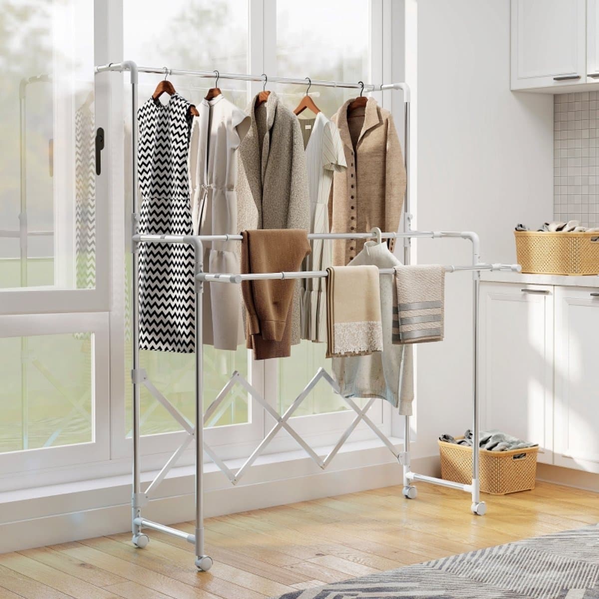 STILVORA Droogtoren – 150 x 103 x 197 cm – Verstelbaar En Inklapbaar – Roestvrij Staal – Zilver – Met Wielen Voor Binnen En Buiten — afbeelding 1